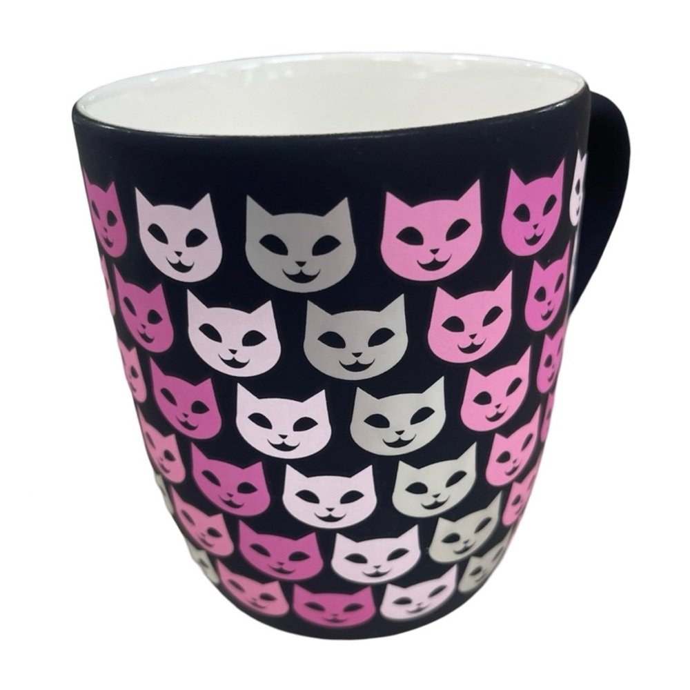 Cobwebs & Cauldrons NWT Halloween Black Pink Kitty Smooth Soft Touch Mug - Picture 3 of 6